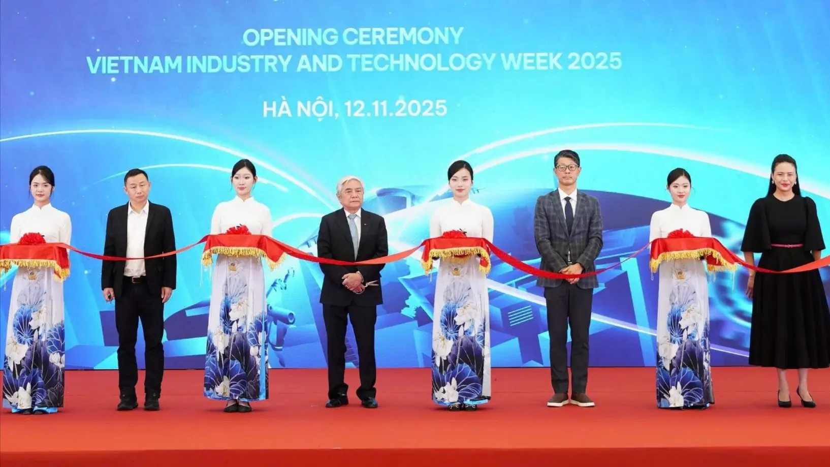 Khơi nguồn ý tưởng, phát triển công nghệ, công nghiệp quốc gia